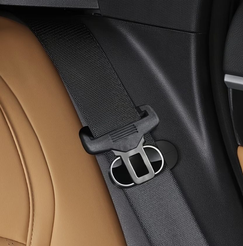 Set 2 Opritoare Magnetice pentru Centura Auto