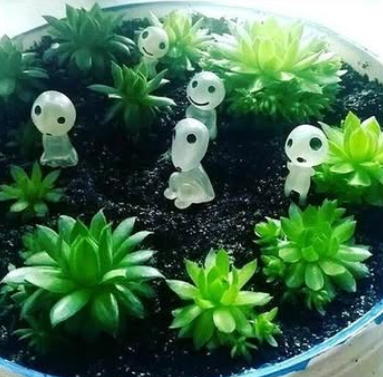 Set 10 Figurine Fosforescente pentru Grădină